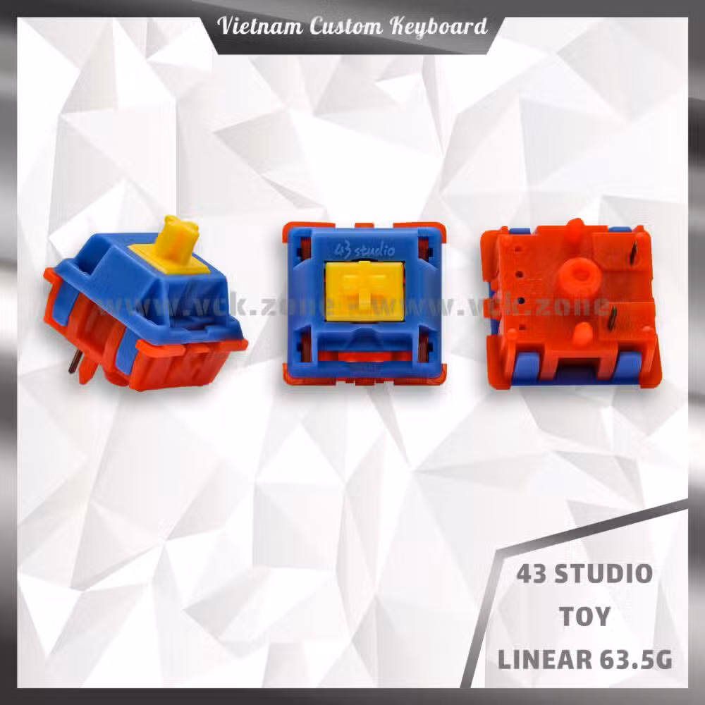 43 Studio Toy
